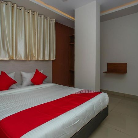 Hotel O Varcity Phi Premium Pavilion ,Above Hdfc Bank ,Near Anjaneya Temple Madiwala, Hosur Main R Bengaluru Kültér fotó