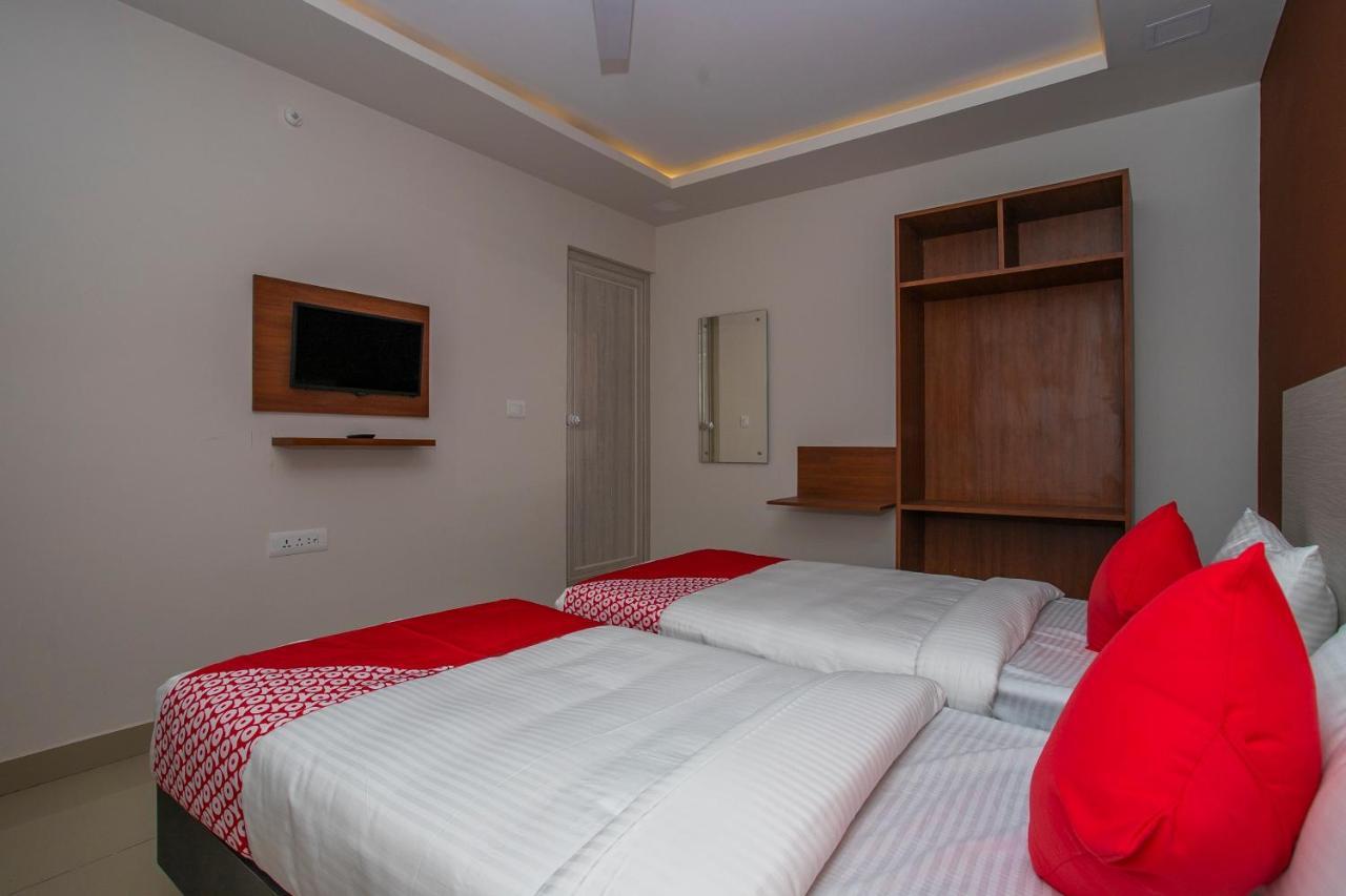 Hotel O Varcity Phi Premium Pavilion ,Above Hdfc Bank ,Near Anjaneya Temple Madiwala, Hosur Main R Bengaluru Kültér fotó