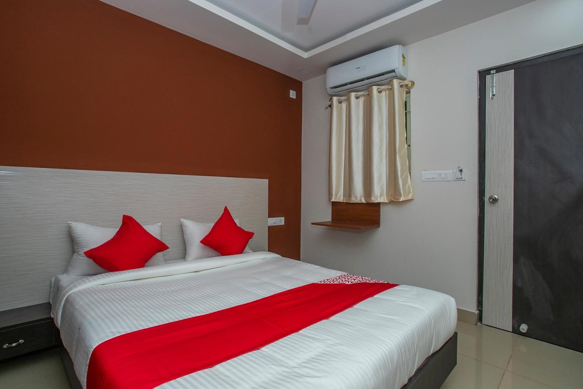 Hotel O Varcity Phi Premium Pavilion ,Above Hdfc Bank ,Near Anjaneya Temple Madiwala, Hosur Main R Bengaluru Kültér fotó